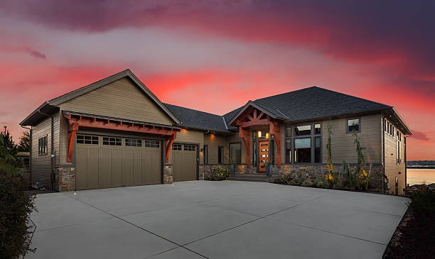 Completed commercial concrete driveway